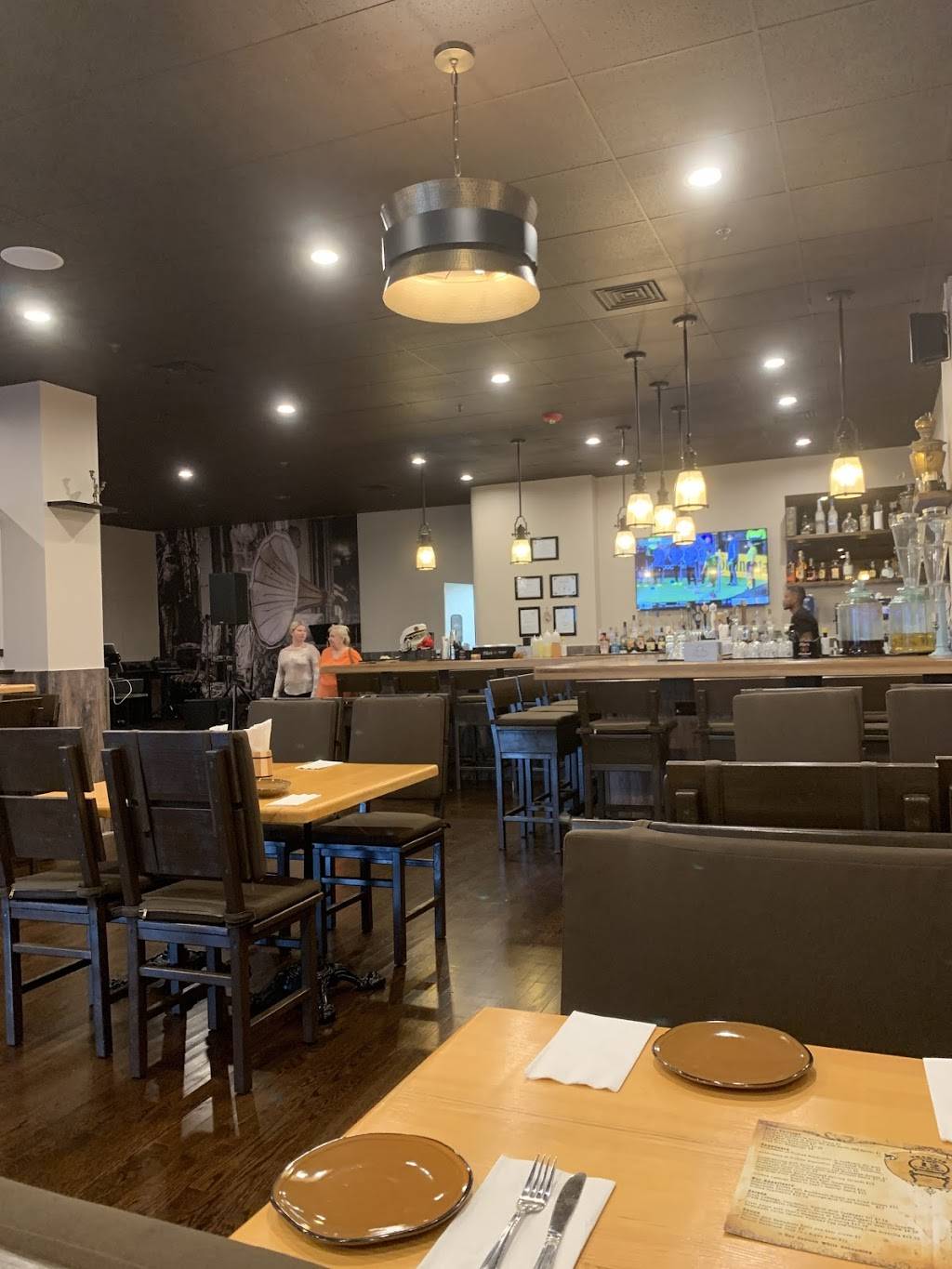 Traktir The 12 Chairs | restaurant | 1224 W Dundee Rd, Buffalo Grove, IL 60089, USA | 2243472918 OR +1 224-347-2918