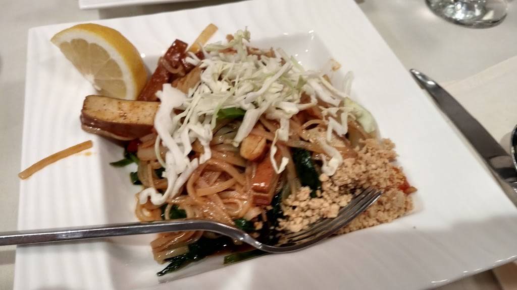 Experience Burma Restaurant & Bar | restaurant | 221 Division St, Pleasanton, CA 94566, USA | 9253988219 OR +1 925-398-8219