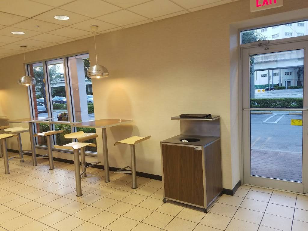 McDonalds | cafe | 6150 S Dixie Hwy, Miami, FL 33143, USA | 3056617131 OR +1 305-661-7131