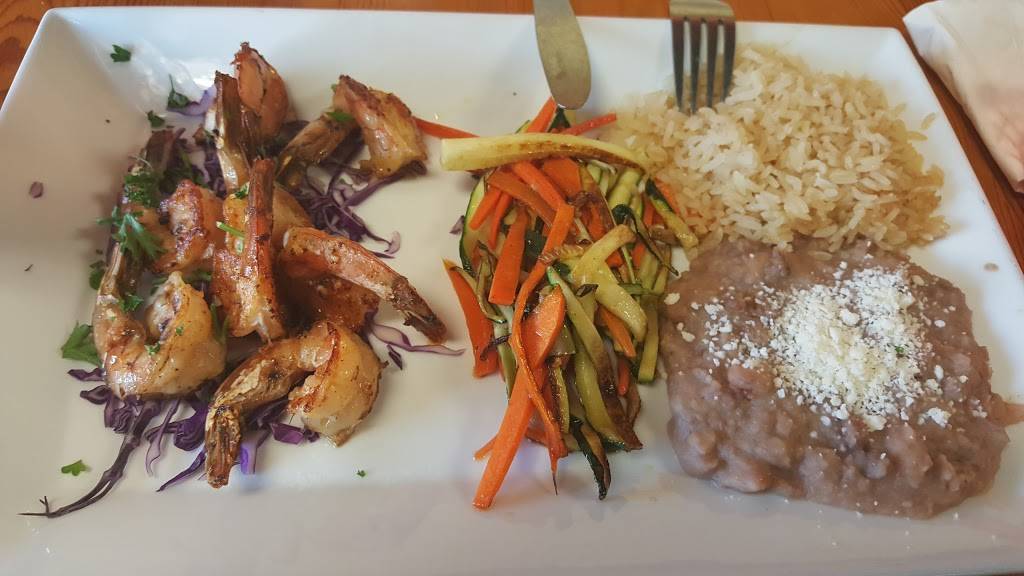 El Bukanas Restaurant | restaurant | 1115 Washington Blvd C, Montebello, CA 90640, USA | 3237258635 OR +1 323-725-8635