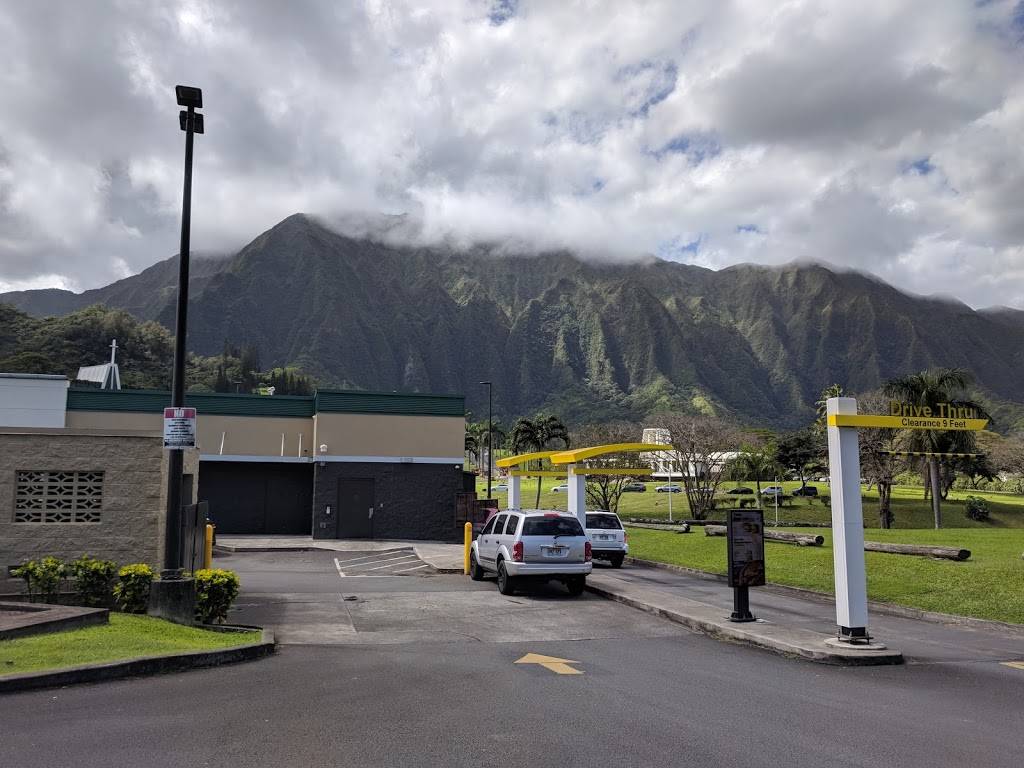 McDonalds | cafe | 47-250 Hui Iwa St, Kaneohe, HI 96744, USA | 8082397774 OR +1 808-239-7774