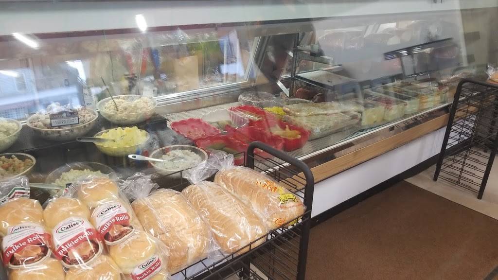 Anthonys Italian Specialties | meal takeaway | 408 Main St, Stoneham, MA 02180, USA | 7814389840 OR +1 781-438-9840