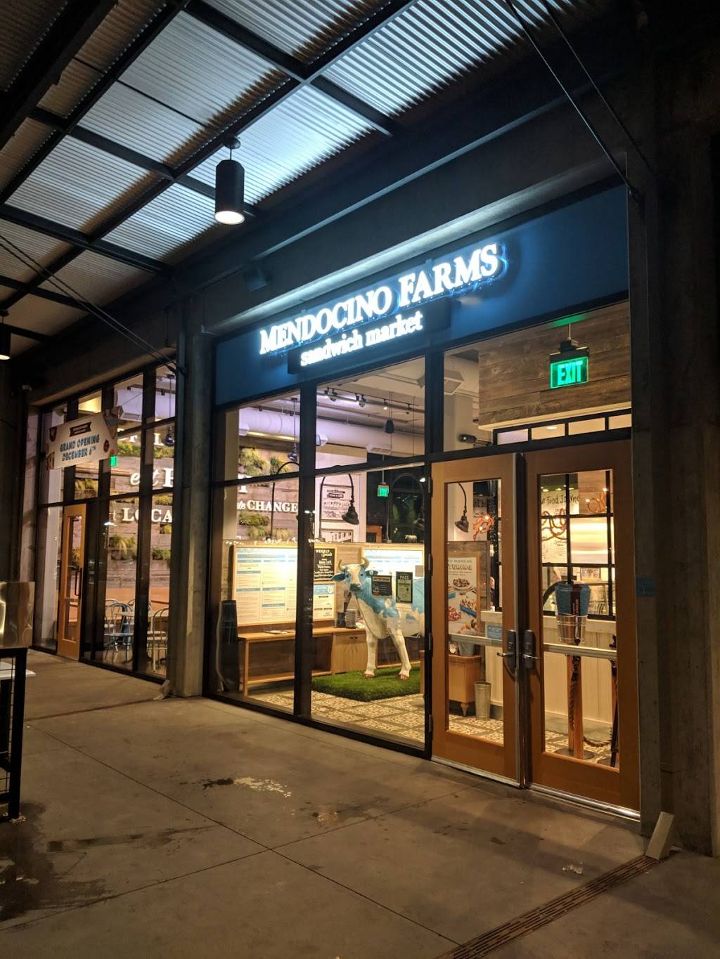 Mendocino Farms | meal takeaway | Ice Blocks, 1610 R St Suite 125, Sacramento, CA 95811, USA | 9163685400 OR +1 916-368-5400
