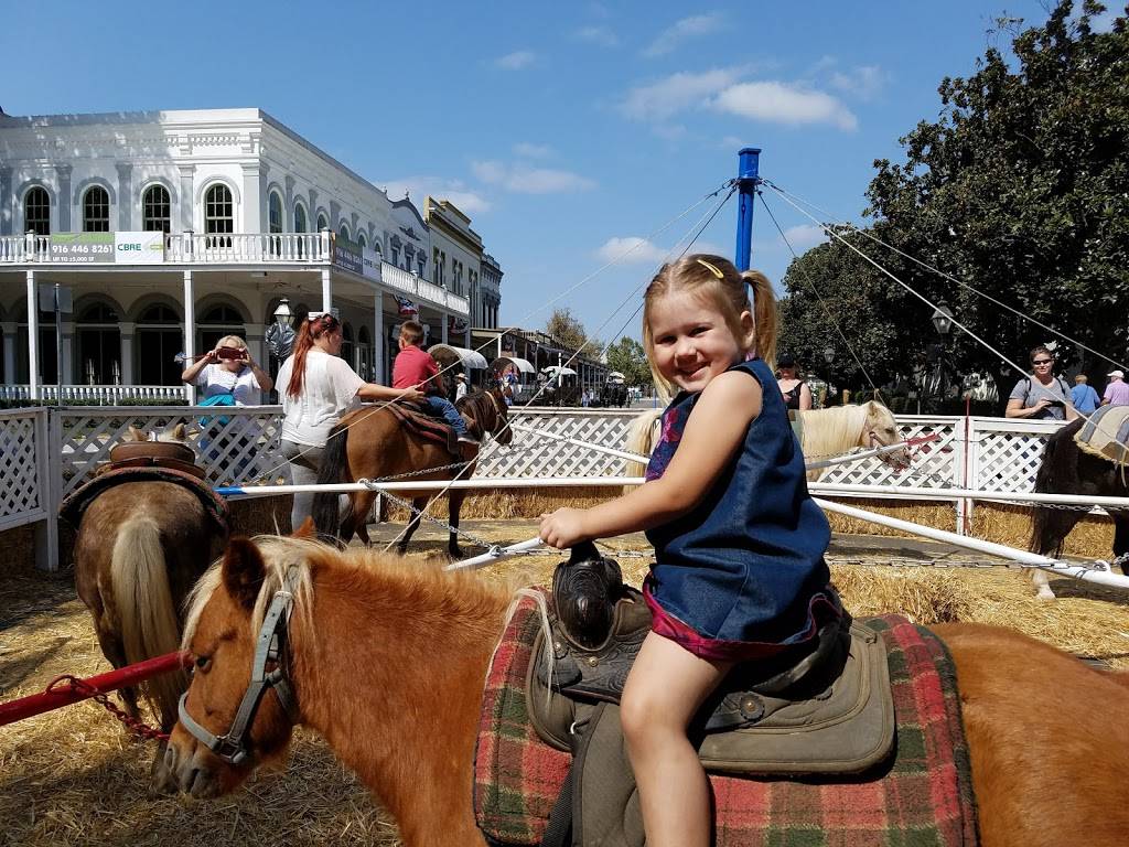 Subway | meal takeaway | 1125 2nd St, Sacramento, CA 95814, USA | 9164477833 OR +1 916-447-7833