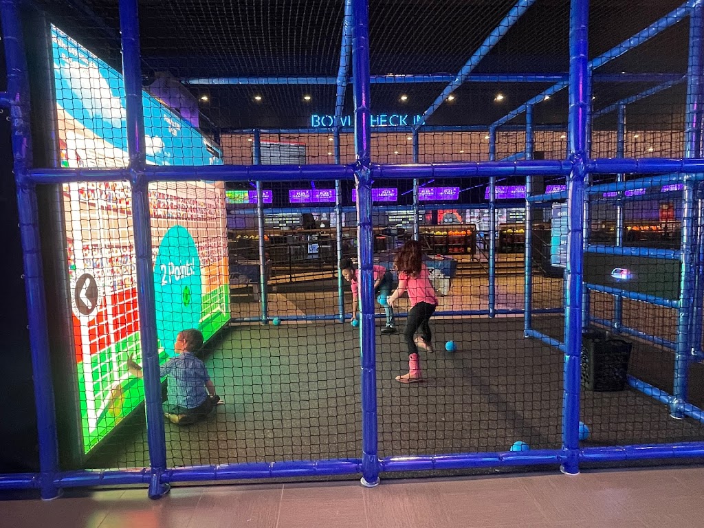 Main Event Waco | restaurant | 2420 Creekview Dr., Waco, TX 76711, USA | 2542565600 OR +1 254-256-5600