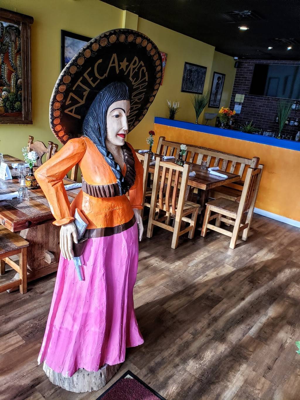 Azteca | restaurant | 522 Pequonnock St, Bridgeport, CT 06604, USA | 2033453232 OR +1 203-345-3232