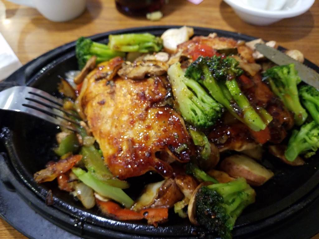 Dennys | restaurant | 5811 E Firestone Blvd, South Gate, CA 90280, USA | 5629270600 OR +1 562-927-0600