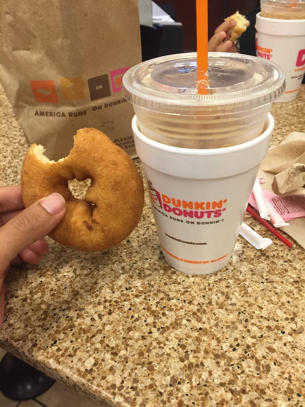Dunkin | bakery | 235 Washington St, Boston, MA 02108, USA | 6172481987 OR +1 617-248-1987
