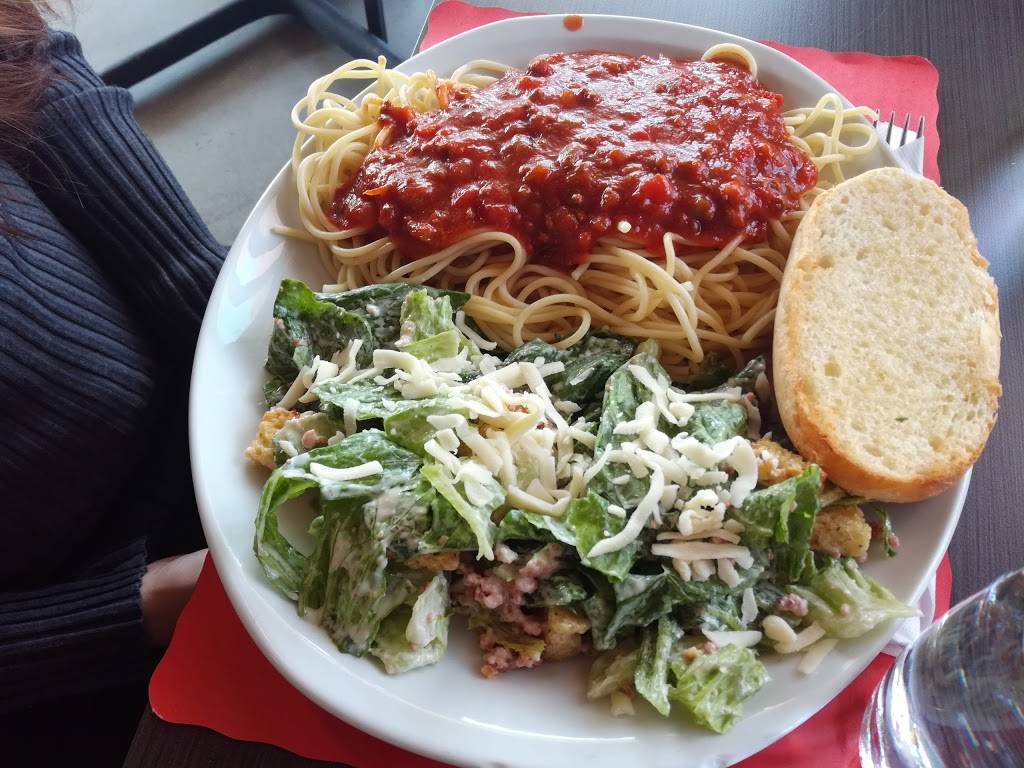 Restaurant Citron Vert | restaurant | 5460 Rue Papineau, Lac-Mégantic, QC G6B 0E1, Canada | 8195831778 OR +1 819-583-1778