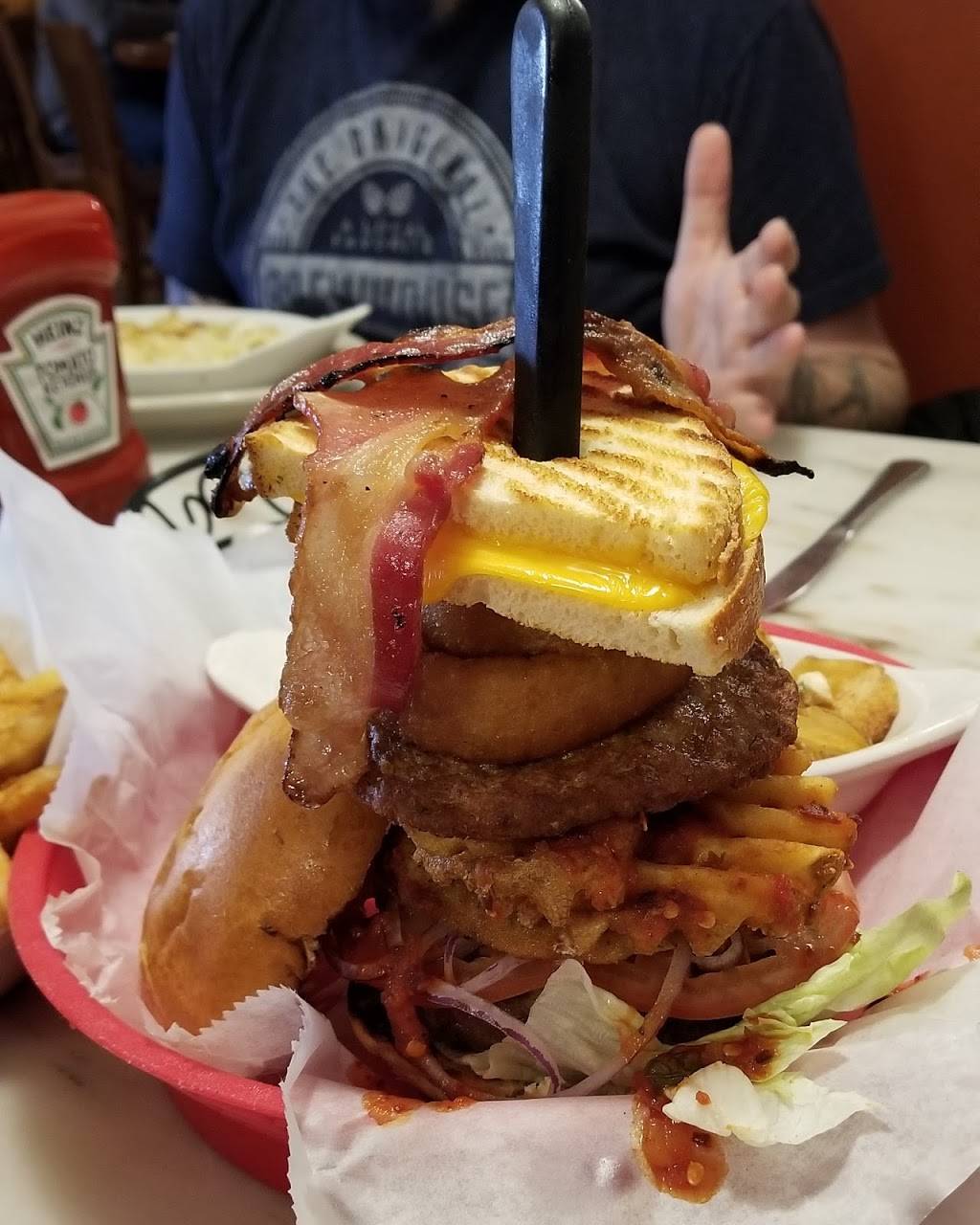 B2 Bistro + Bar | restaurant | 1250 Hooper Ave, Toms River, NJ 08753, USA | 7327972570 OR +1 732-797-2570