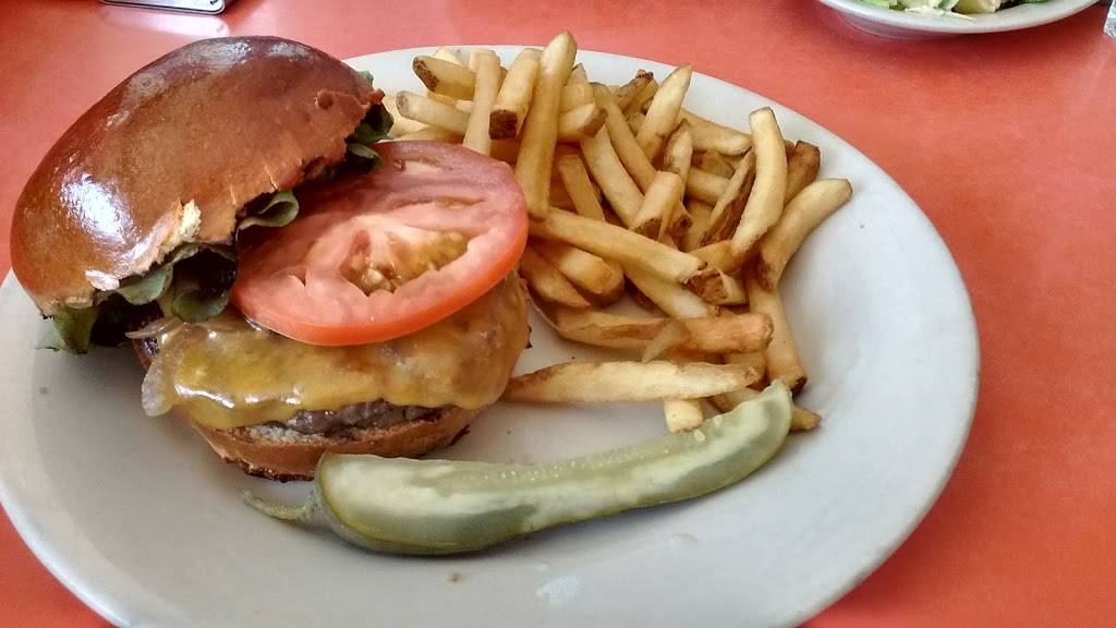 Swingers | restaurant | 802 Broadway, Santa Monica, CA 90401, USA | 3103939793 OR +1 310-393-9793