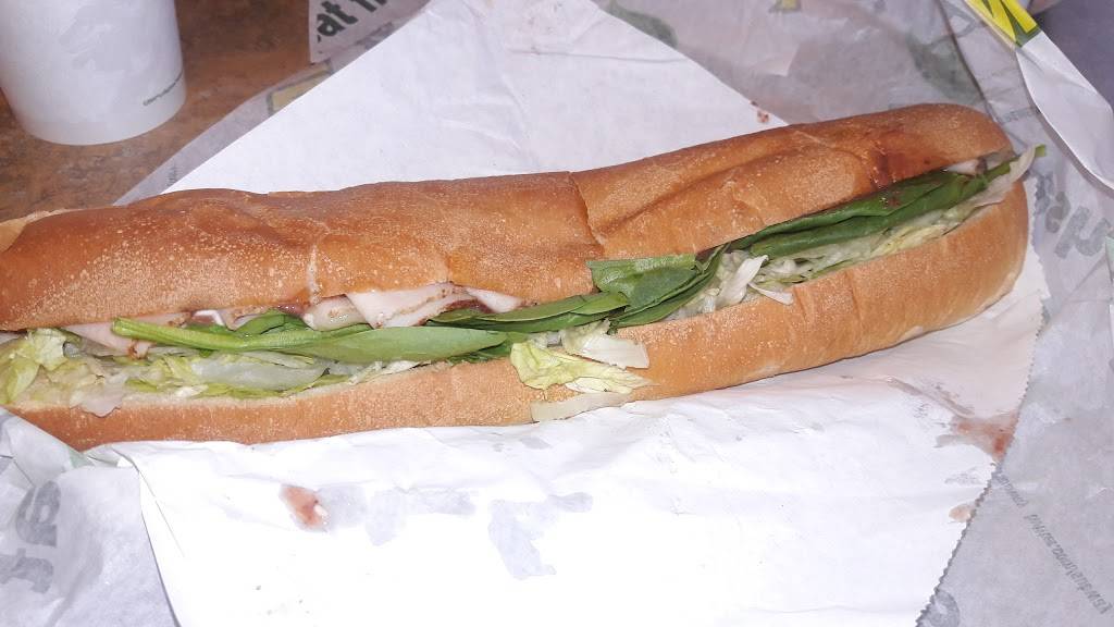 Subway Restaurants | restaurant | 1561 1st Ave SE, Cedar Rapids, IA 52402, USA | 3193642189 OR +1 319-364-2189
