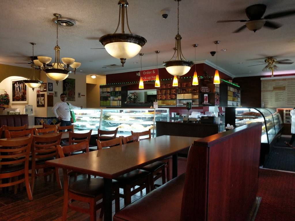 Bombay Sweets | restaurant | 3401 South 13th Street, Milwaukee, WI 53215, USA | 4143833553 OR +1 414-383-3553