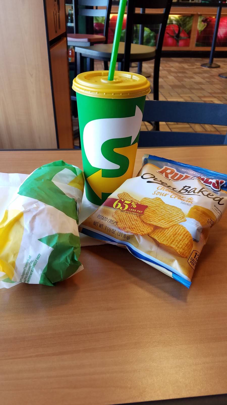 Subway | restaurant | 430 68th St SW, Grand Rapids, MI 49548, USA | 6162813988 OR +1 616-281-3988