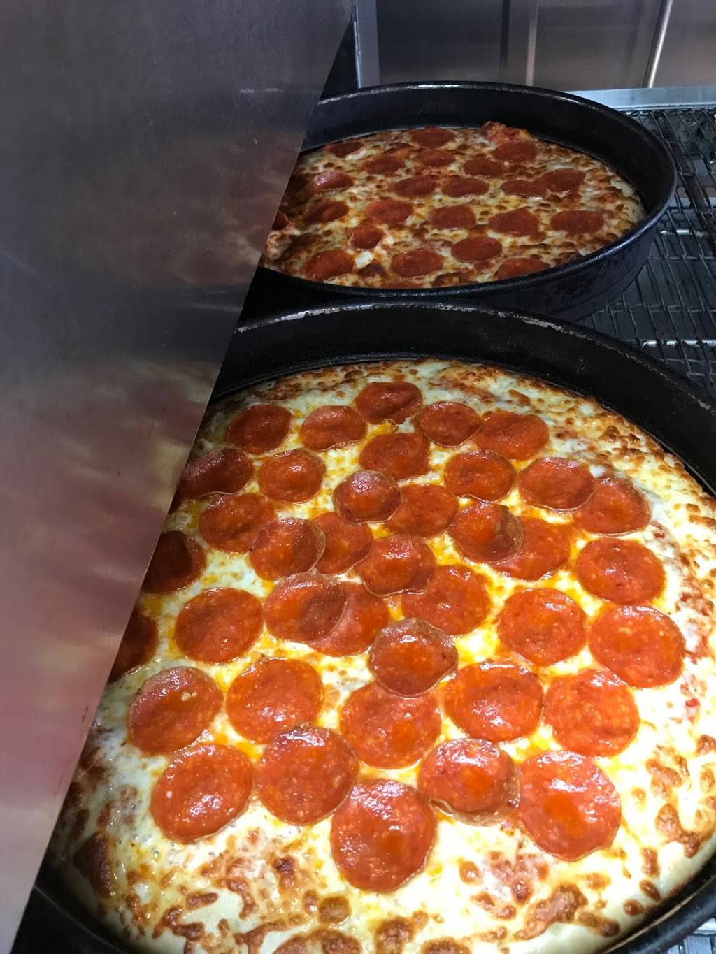Georgios Oven Fresh Pizza Co | restaurant | SOM Center Plaza, 1282 Som Center Rd, Mayfield Heights, OH 44124, USA | 4404428822 OR +1 440-442-8822
