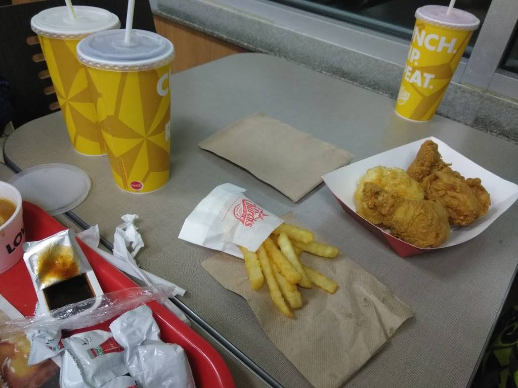 Churchs Chicken | restaurant | 6234 W Colonial Dr, Orlando, FL 32808, USA | 4072932511 OR +1 407-293-2511