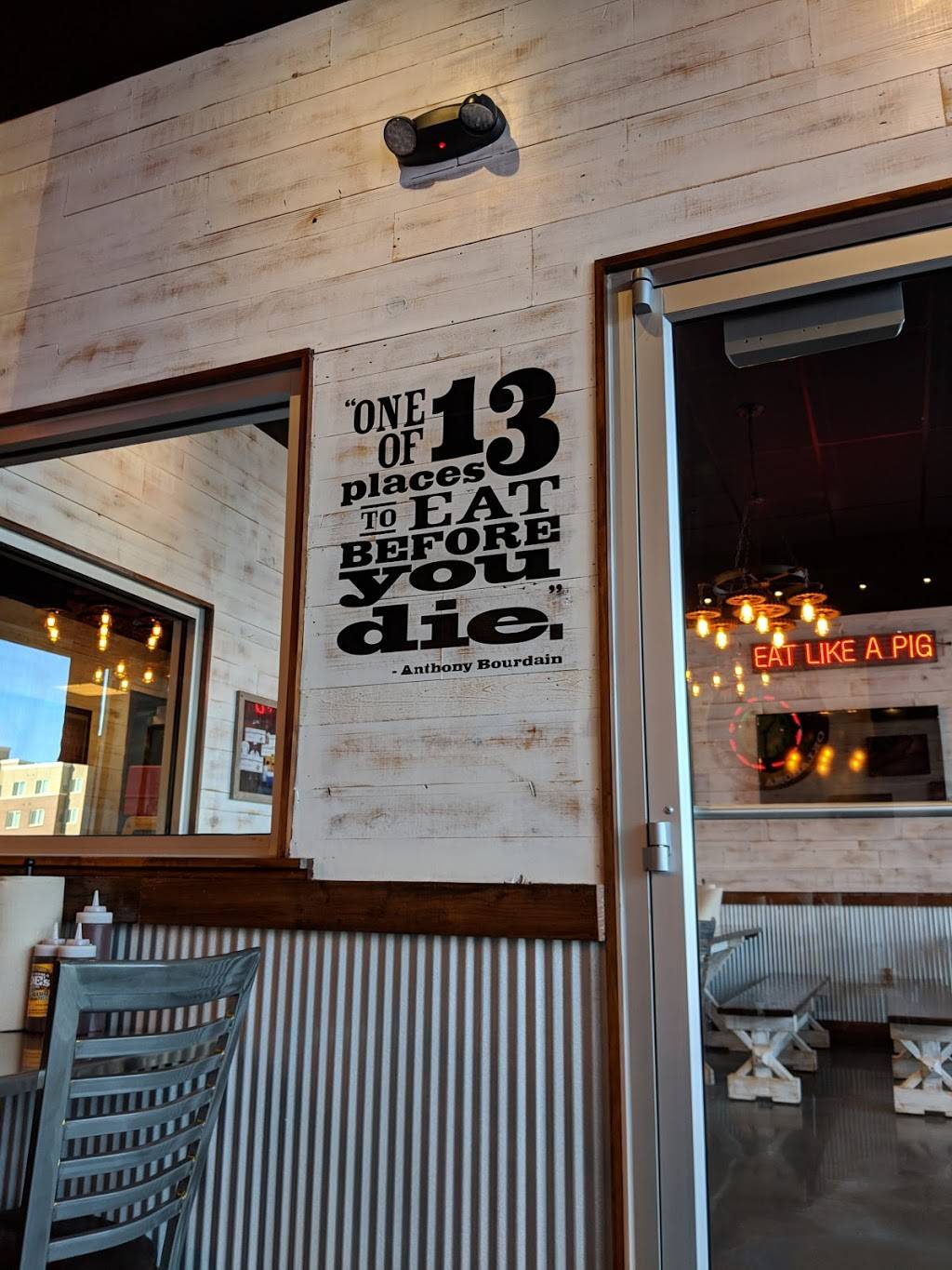 Oklahoma Joe’s BBQ | restaurant | 1912 S 67th St, Omaha, NE 68106, USA | 4026771881 OR +1 402-677-1881