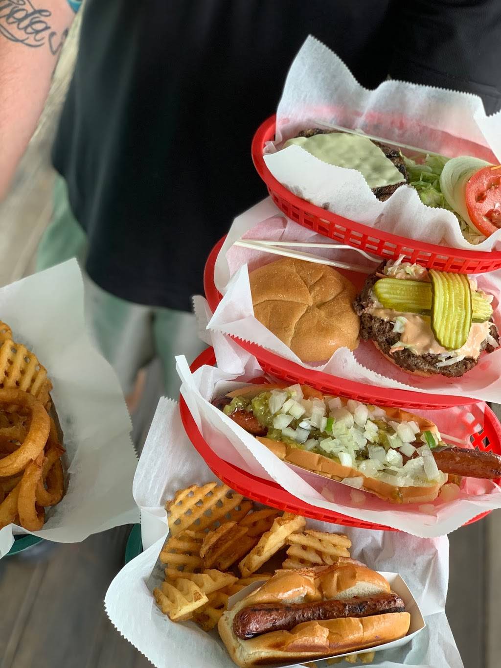 Dune Dog | restaurant | 3811 N Atlantic Ave, Cocoa Beach, FL 32931, USA | 3216130701 OR +1 321-613-0701