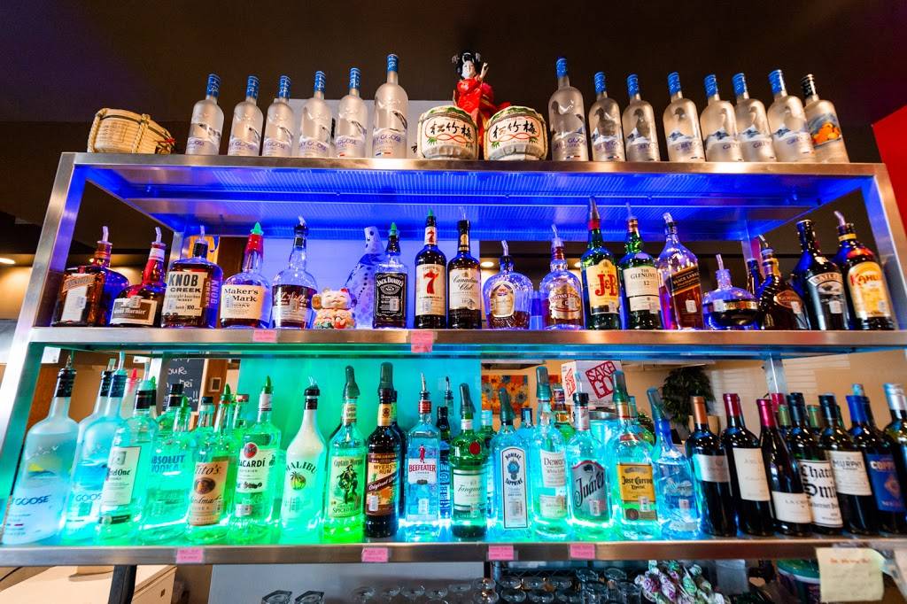 Lava Asian Grill | restaurant | 3001 Texas 121 #234, Euless, TX 76039, USA | 8173187100 OR +1 817-318-7100