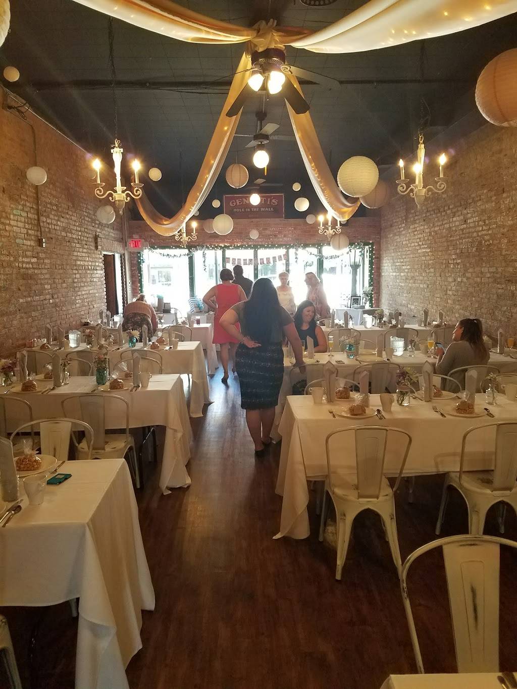 Genittis Hole-in-the-wall | restaurant | 108 E Main St, Northville, MI 48167, USA | 2483490522 OR +1 248-349-0522