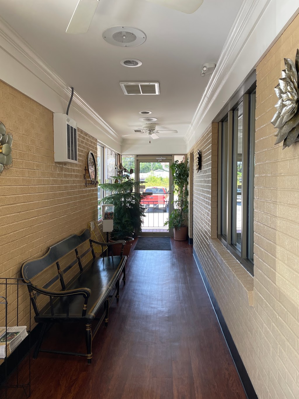 Chriss Diner | restaurant | 1513 Pamplico Hwy, Florence, SC 29505, USA | 8437020009 OR +1 843-702-0009