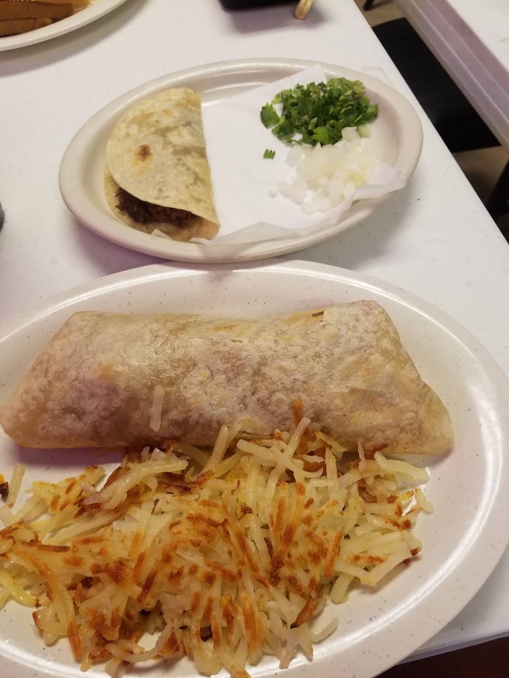 La Playita Restaurant | restaurant | 703 Madison Ave, Port Bolivar, TX 77650, USA | 4096841383 OR +1 409-684-1383