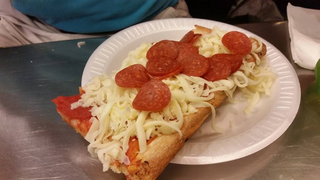 Betos Pizza | restaurant | 1473 Banksville Rd, Pittsburgh, PA 15216, USA | 4125610121 OR +1 412-561-0121