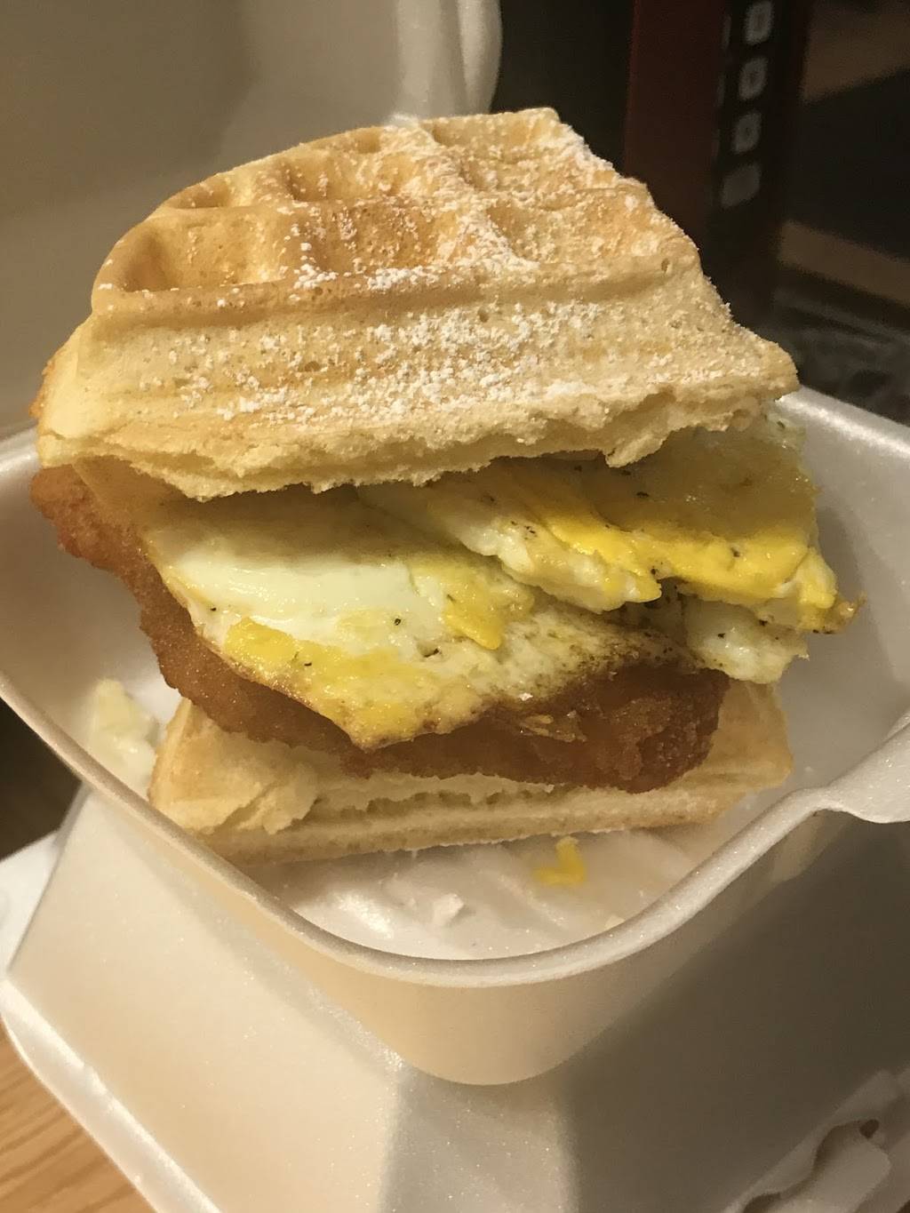 Brothers Fried Chicken and Waffles | restaurant | 701 S Main St, Medina, NY 14103, USA | 5853185002 OR +1 585-318-5002