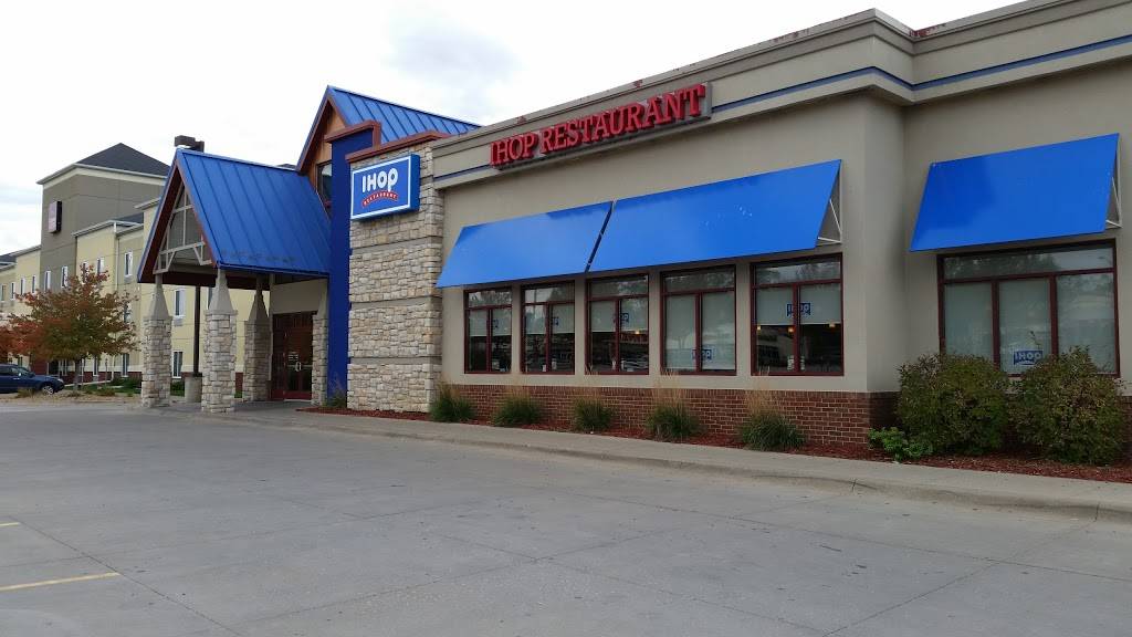IHOP | restaurant | 2435 James St, Coralville, IA 52241, USA | 3192481122 OR +1 319-248-1122