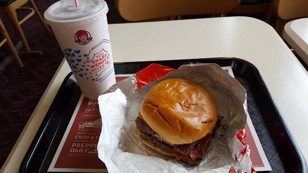 Wendys | restaurant | 18577 Nw, NE Eider Ct, Beaverton, OR 97006, USA | 5036902765 OR +1 503-690-2765