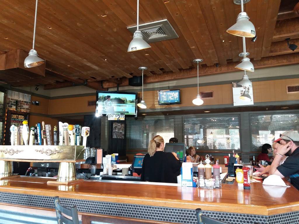 The Kensington Grill | restaurant | 30712 Lyon Center Dr, New Hudson, MI 48165, USA | 2484377077 OR +1 248-437-7077