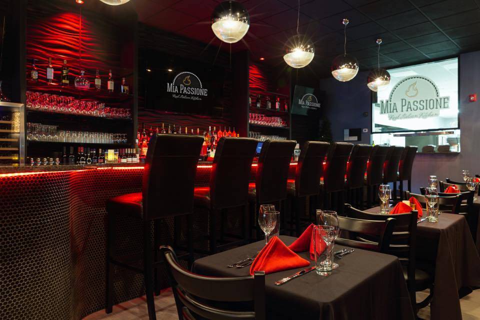 Mia Passione Restaurant | restaurant | 8347 Grand Ave, River Grove, IL 60171, USA | 7087168000 OR +1 708-716-8000