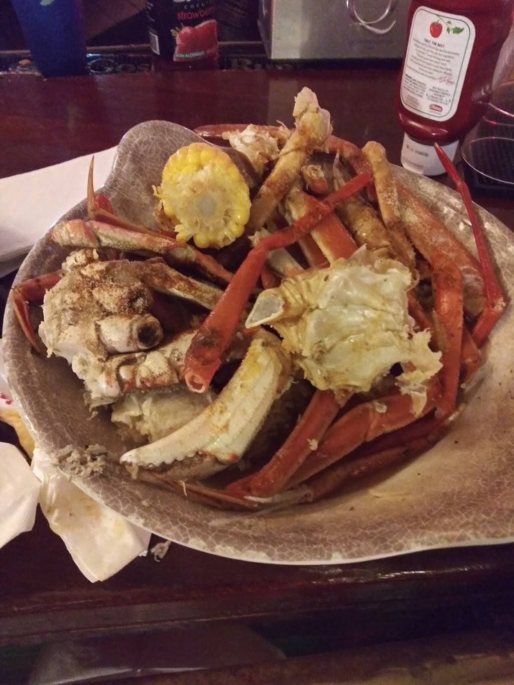 Chucks Alibi | restaurant | 7301 Oxford Ave, Philadelphia, PA 19111, USA | 2157423700 OR +1 215-742-3700