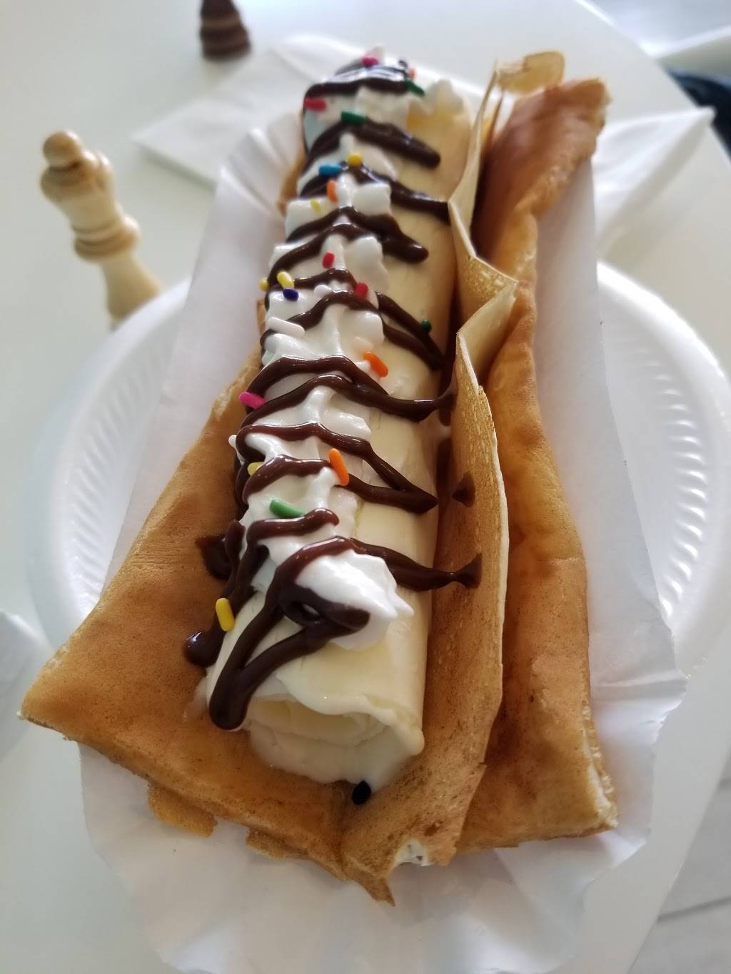 Rolling Ice Cream & Crepe | restaurant | 309 S Bryant Ave #100, Edmond, OK 73034, USA | 4052163392 OR +1 405-216-3392