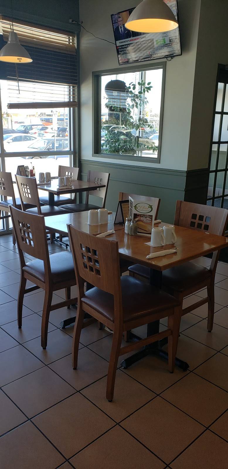 The Olive Restaurant | restaurant | 100 The East Mall Unit #4, Etobicoke, ON M8Z 5X2, Canada | 4162557714 OR +1 416-255-7714