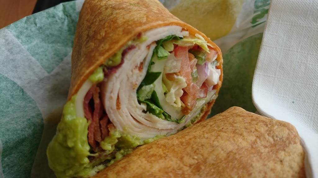 Subway | restaurant | 15906 Shady Grove Rd B, Gaithersburg, MD 20877, USA | 3015197311 OR +1 301-519-7311
