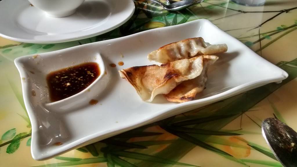 Eastern House | restaurant | 1295 S 3rd St, Terre Haute, IN 47802, USA | 8122349898 OR +1 812-234-9898