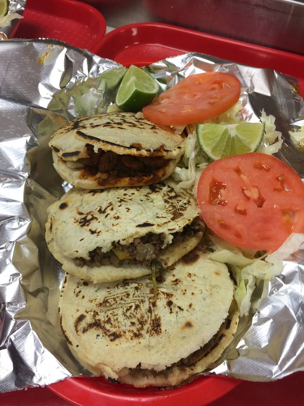 Carniceria Y Taqueria Las Palmas | restaurant | 109 TX-64, Henderson, TX 75652, USA | 9033922254 OR +1 903-392-2254