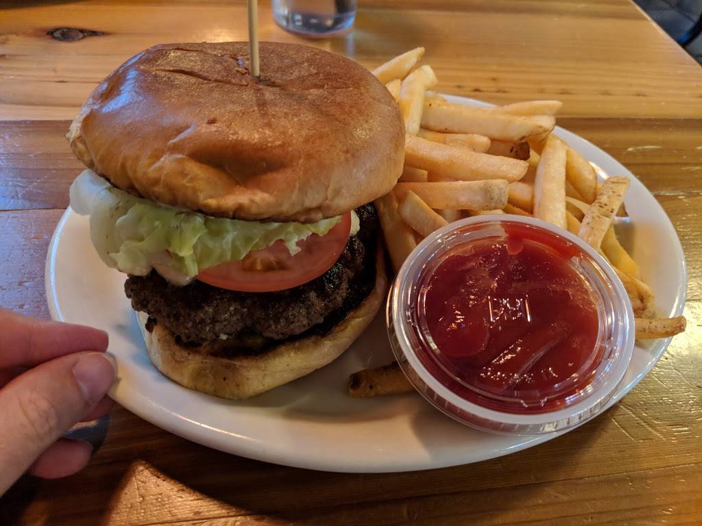 Green Leafe Cafe | restaurant | 765 Scotland St, Williamsburg, VA 23185, USA | 7579032697 OR +1 757-903-2697