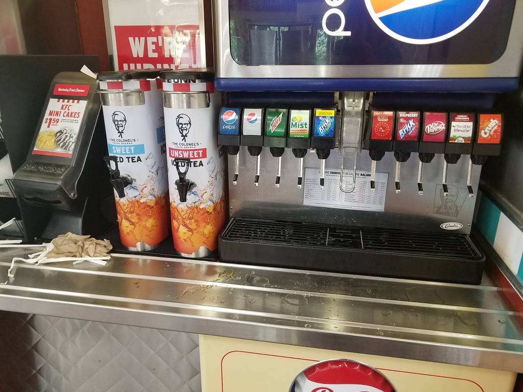 KFC | restaurant | 1361 N Opdyke Rd, Auburn Hills, MI 48326, USA | 2484750949 OR +1 248-475-0949