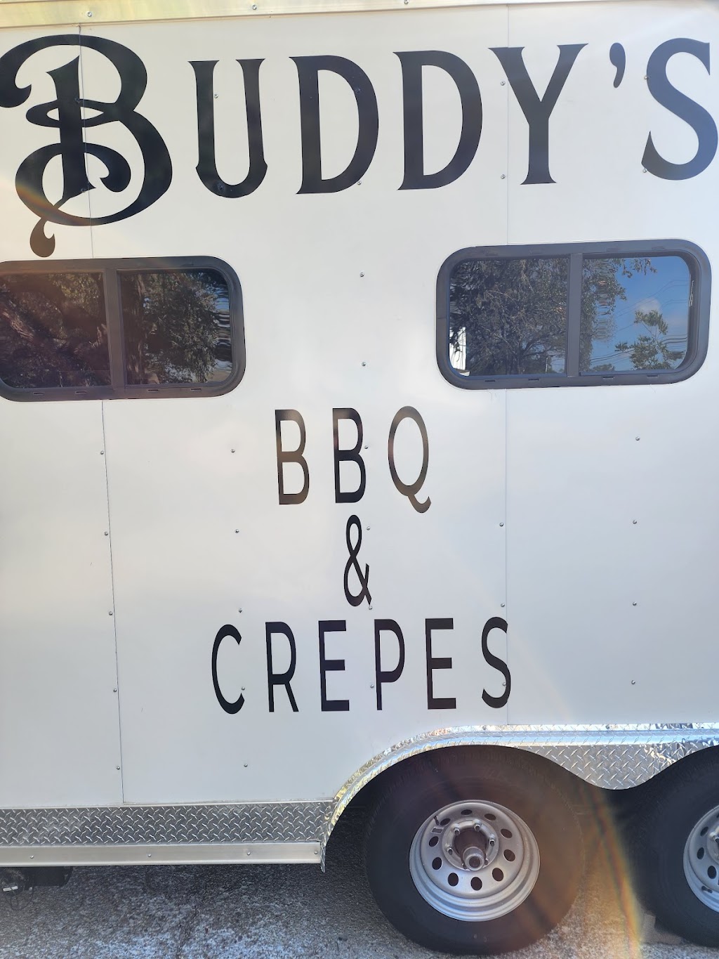 Buddys BBQ & Crepes | restaurant | 350 N Guadalupe St, San Marcos, TX 78666, USA | 5124023041 OR +1 512-402-3041