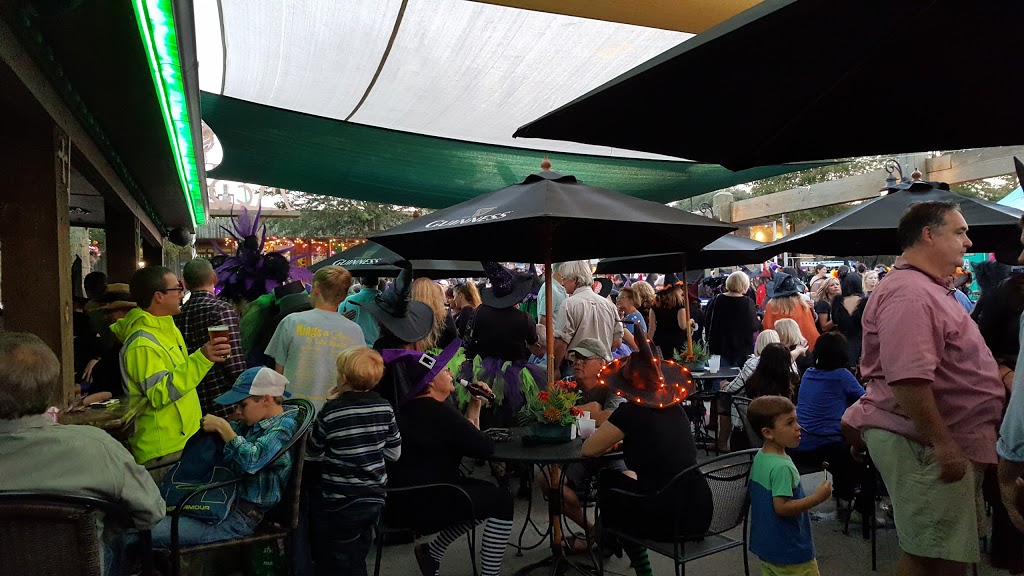 McSharrys Irish Pub | restaurant | 101 N Bancroft St, Fairhope, AL 36532, USA | 2519905100 OR +1 251-990-5100