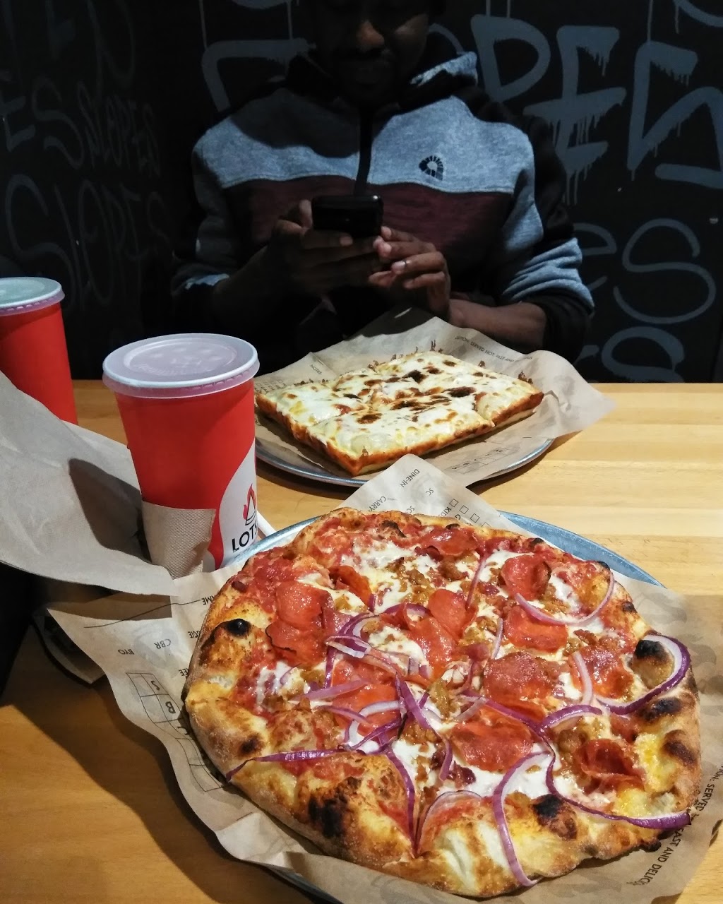 Lotsa Stone Fired Pizza (South Side) | restaurant | 1733 E Carson St, Pittsburgh, PA 15203, USA | 4122823162 OR +1 412-282-3162