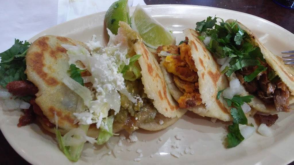 Gorditas Los Comales | restaurant | 13247 Montfort Dr, Dallas, TX 75240, USA | 9723852455 OR +1 972-385-2455