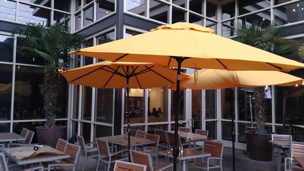 Nom Burger | restaurant | 251 W Washington Ave, Sunnyvale, CA 94086, USA | 4087208880 OR +1 408-720-8880