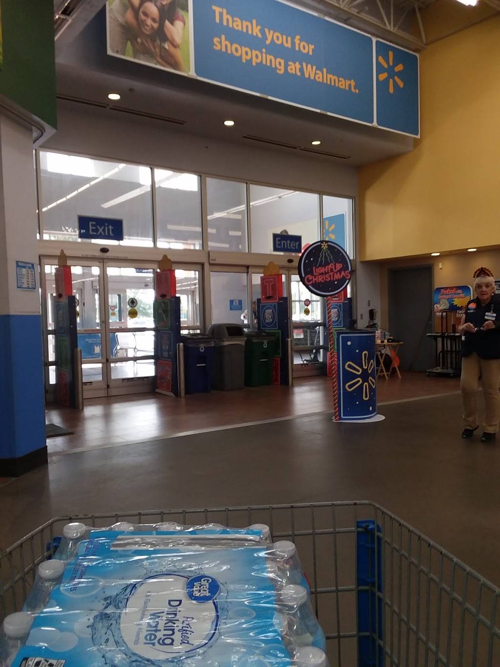 Shoppes at Coronado | shopping mall | 2923 FL-44, New Smyrna Beach, FL 32168, USA | 9045987000 OR +1 904-598-7000