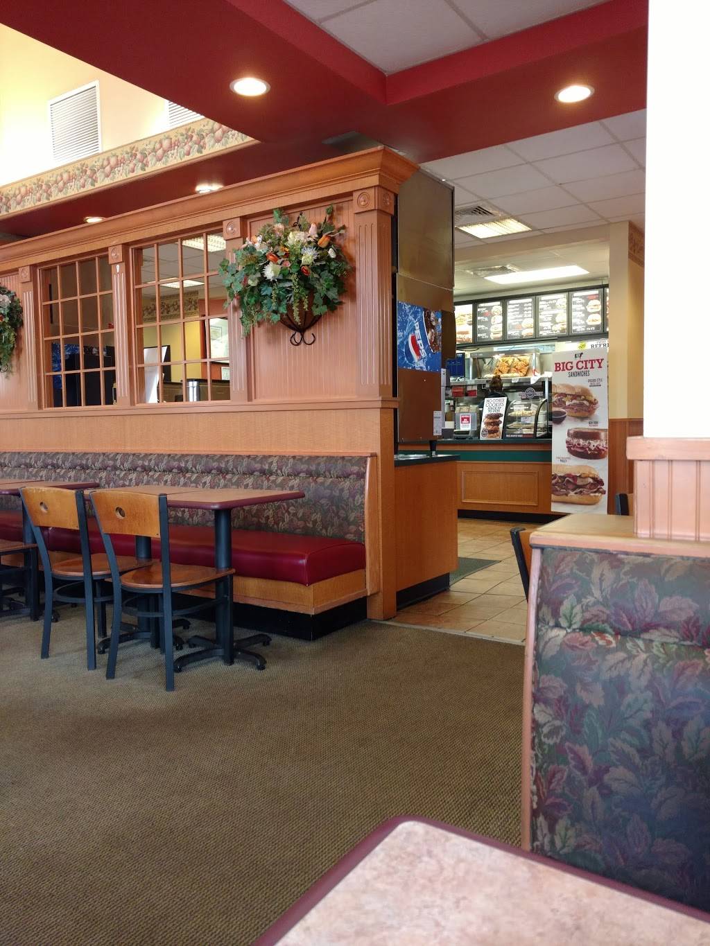 Arbys | restaurant | 800 Commons Dr, Parkesburg, PA 19365, USA | 6108572712 OR +1 610-857-2712