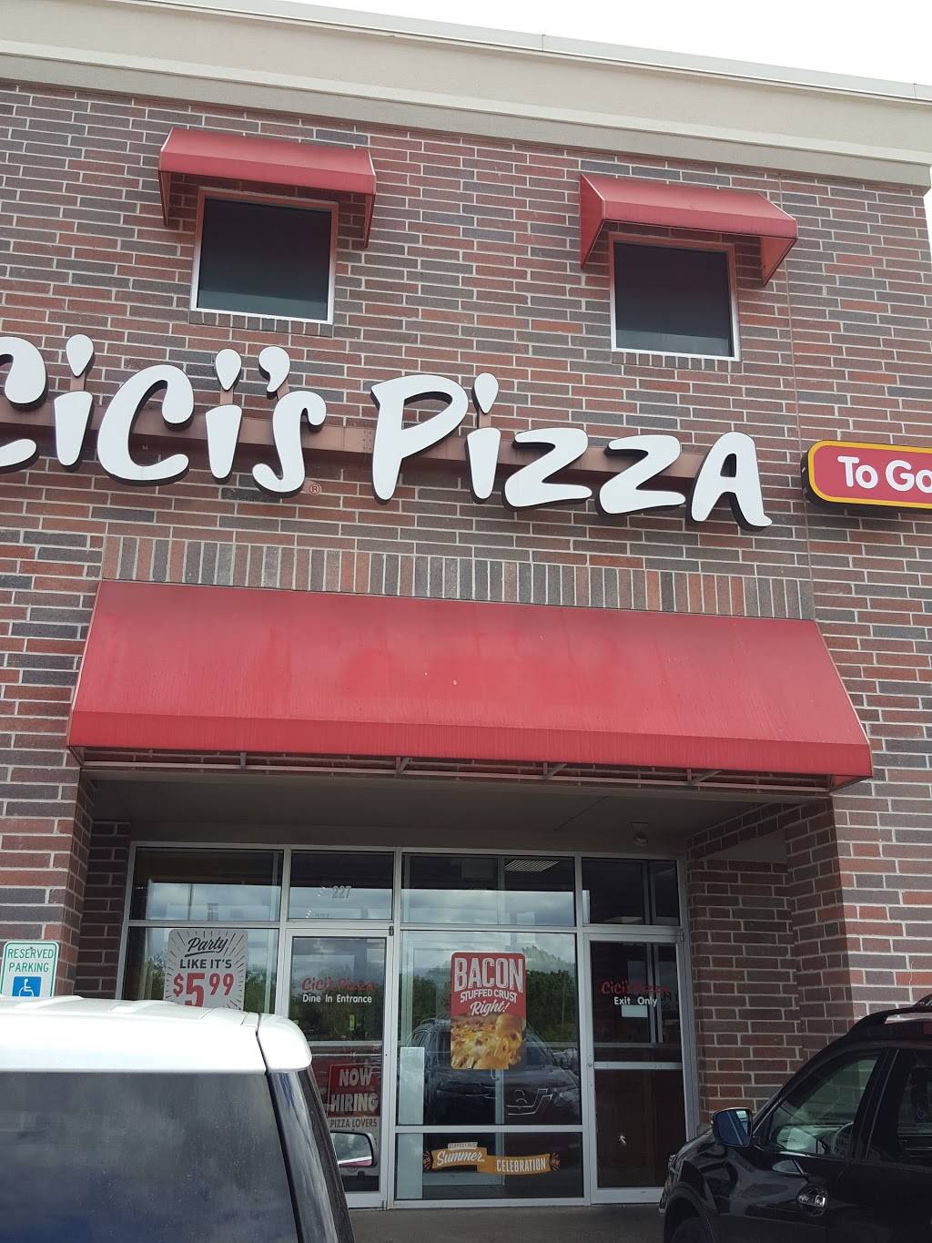 Cicis | restaurant | 790 Arlington Ridge Suite 227, Akron, OH 44312, USA | 3306448733 OR +1 330-644-8733