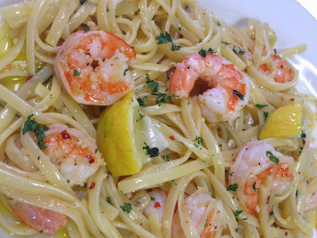 Two Cousins Pizza willow street | restaurant | 2845 Willow Street Pike, Willow Street, PA 17584, USA | 7174640777 OR +1 717-464-0777