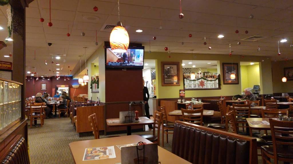 Dennys | restaurant | 115 Radio City Dr, North Pekin, IL 61554, USA | 3093824400 OR +1 309-382-4400